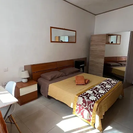 Your Maltese Penthouse Apartament Pietà